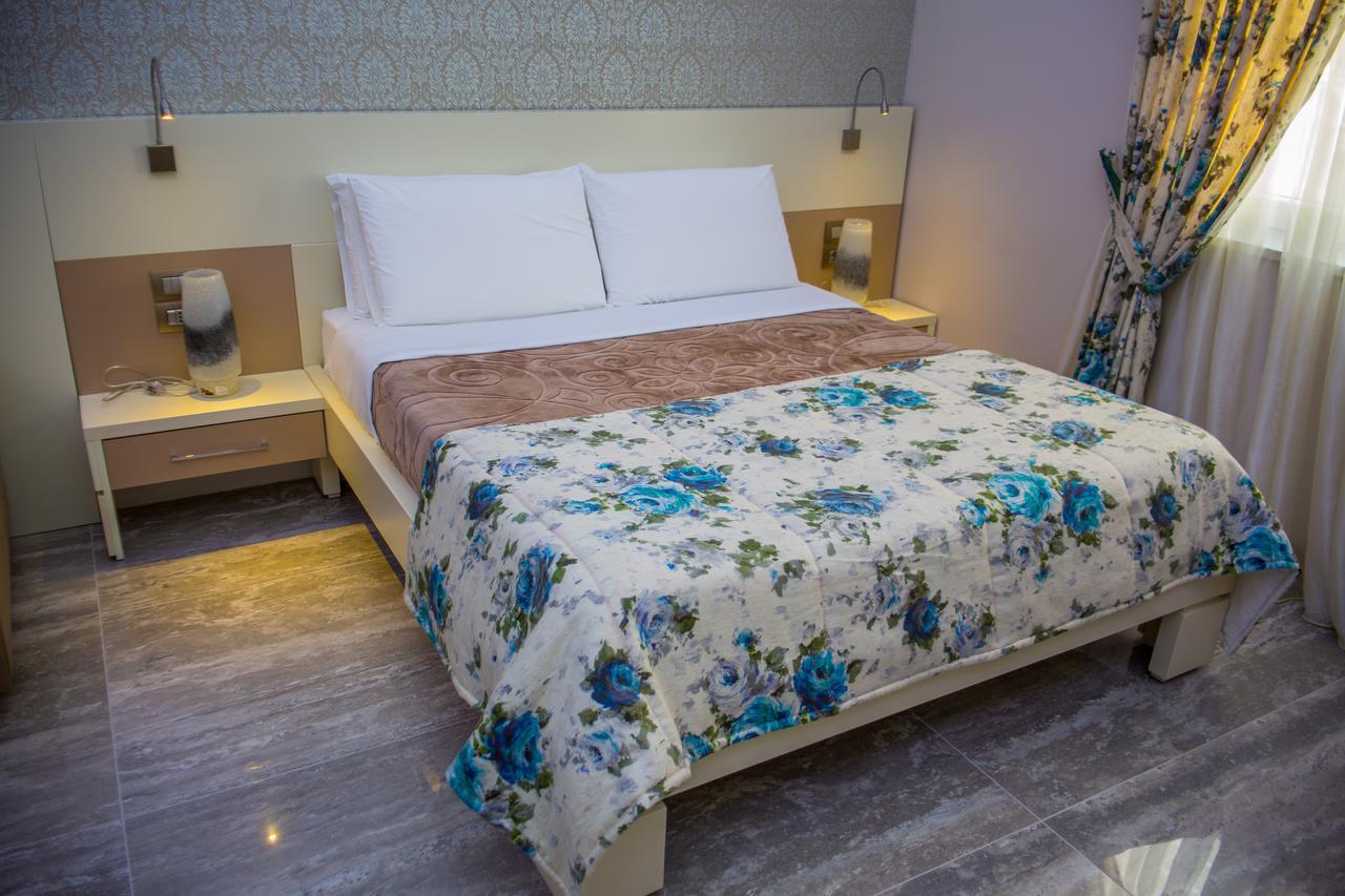 Hotel Vila Koral Дуррес Экстерьер фото
