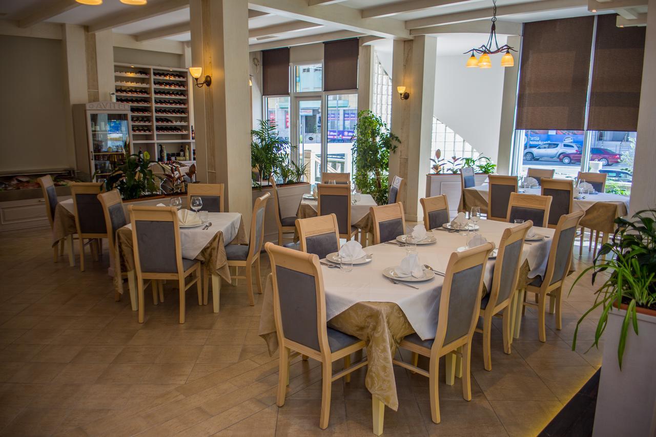 Hotel Vila Koral Дуррес Экстерьер фото