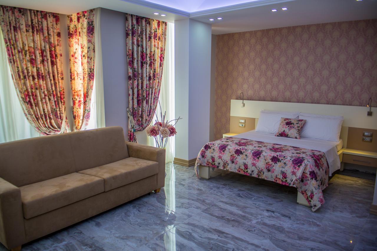 Hotel Vila Koral Дуррес Экстерьер фото