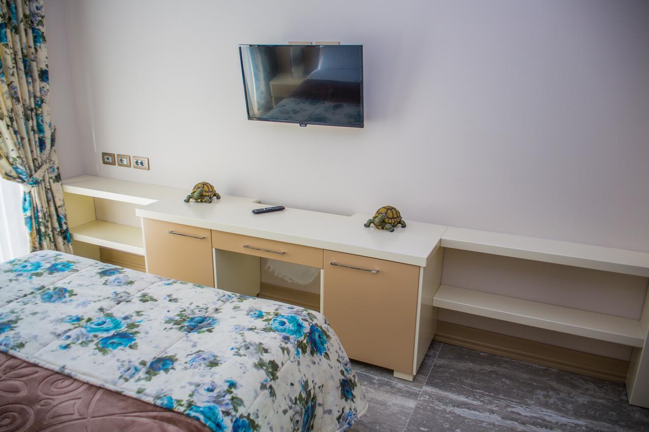 Hotel Vila Koral Дуррес Экстерьер фото