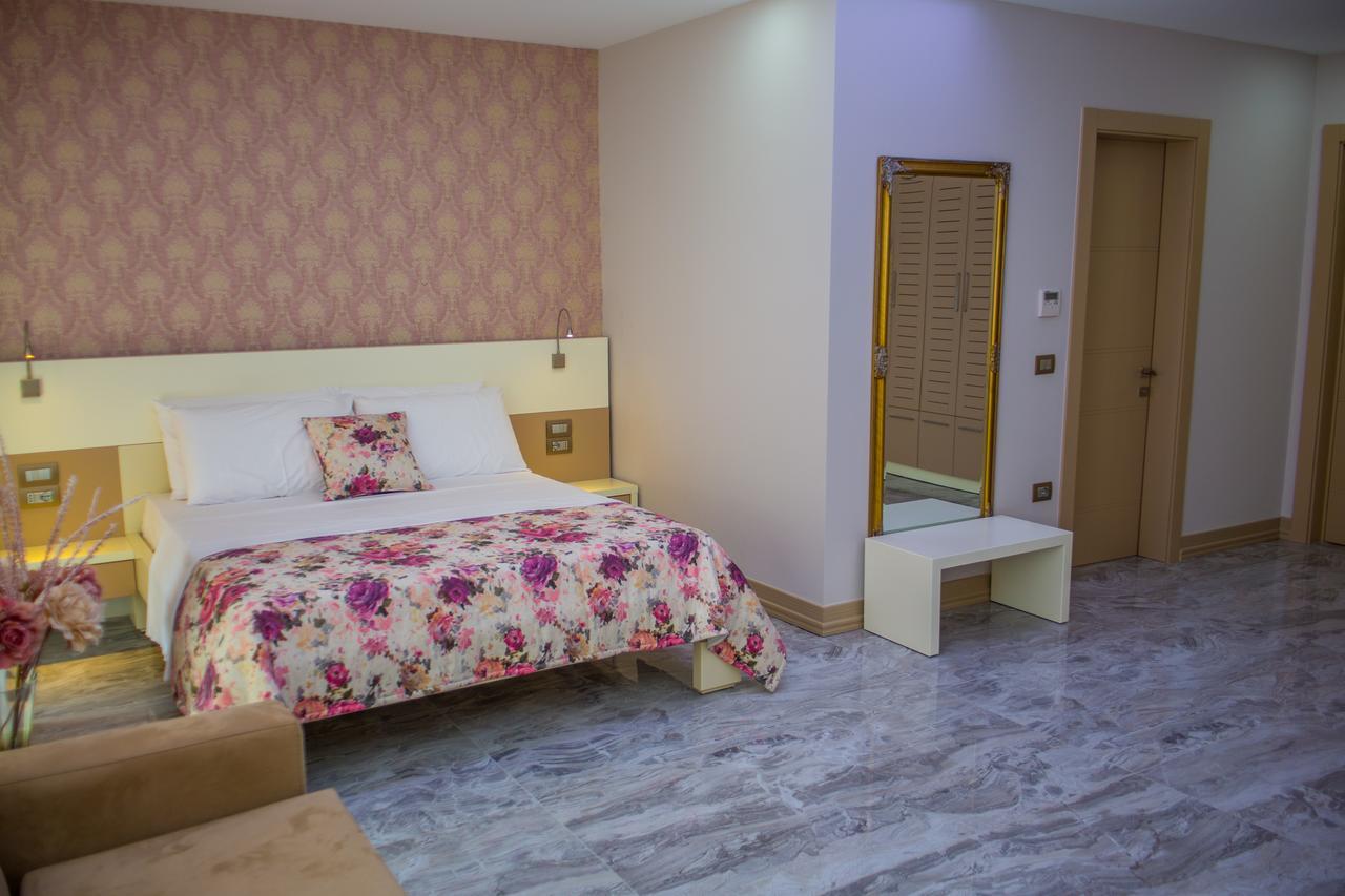 Hotel Vila Koral Дуррес Экстерьер фото